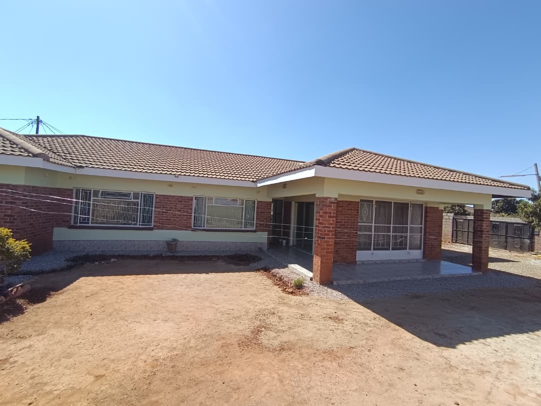 WhatsApp Image 2026-07-28 at 13.22.26 (1) 3 Bedrooms House in Mahatshula North To Rent