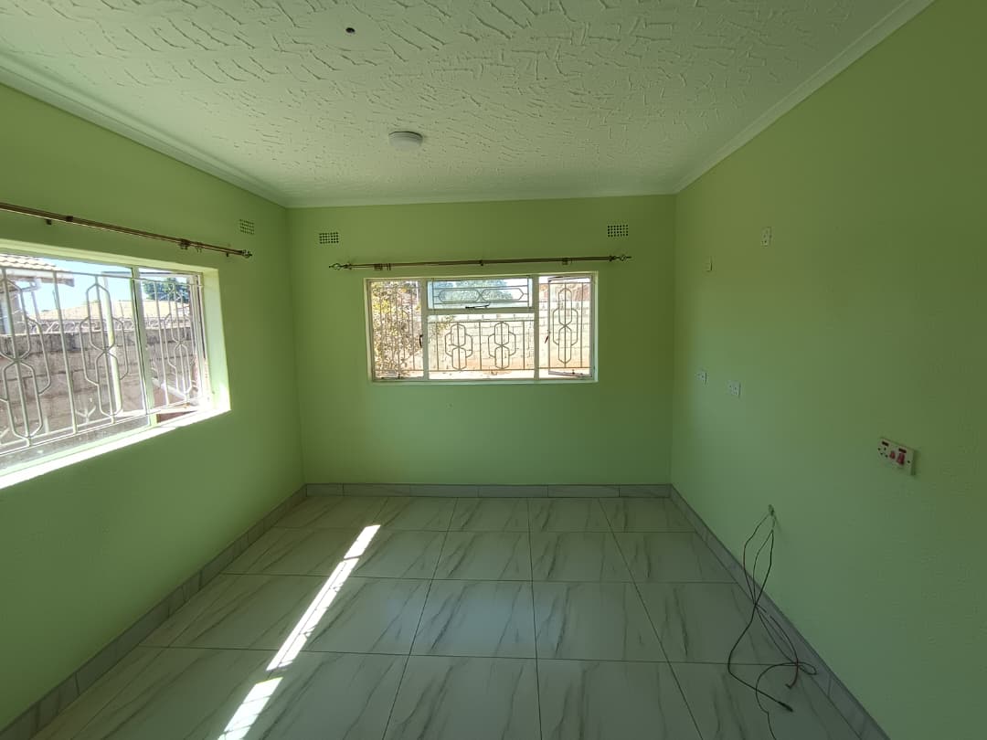 WhatsApp Image 2026-07-28 at 13.22.35 (1) 3 Bedrooms House in Mahatshula North To Rent