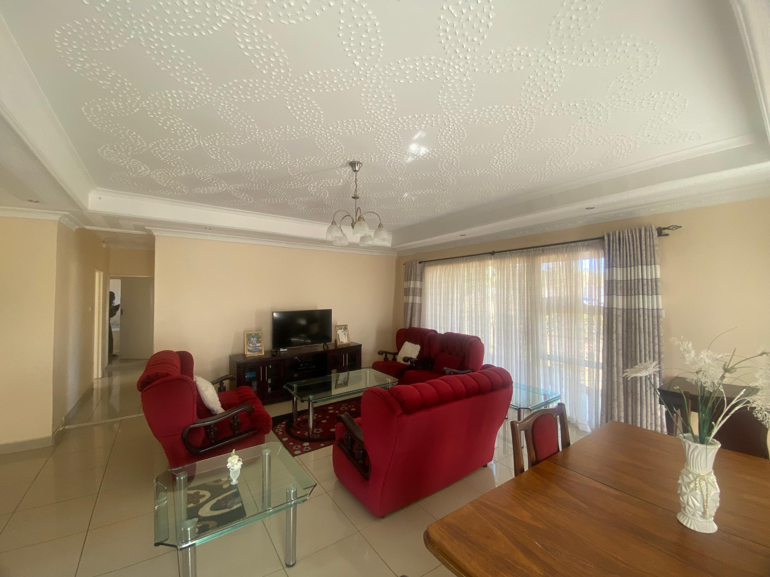 WhatsApp Image 2026-07-29 at 08.30.01 (3) 3 Bedroom House in Killarney For Sale