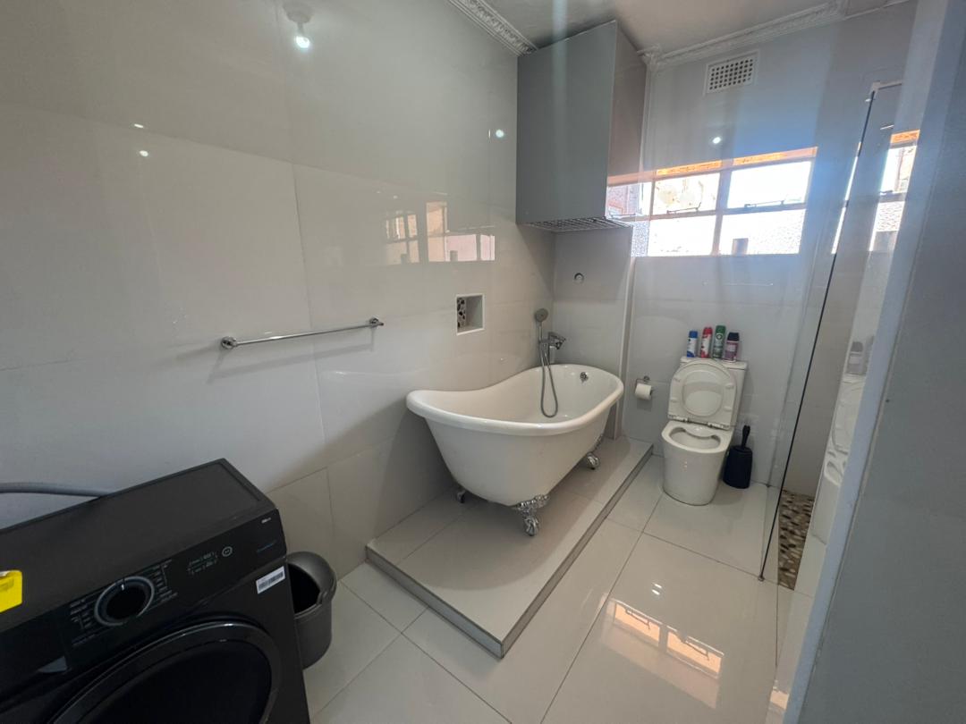 2 Bedroomed Flat in Bulawayo CBD for sale