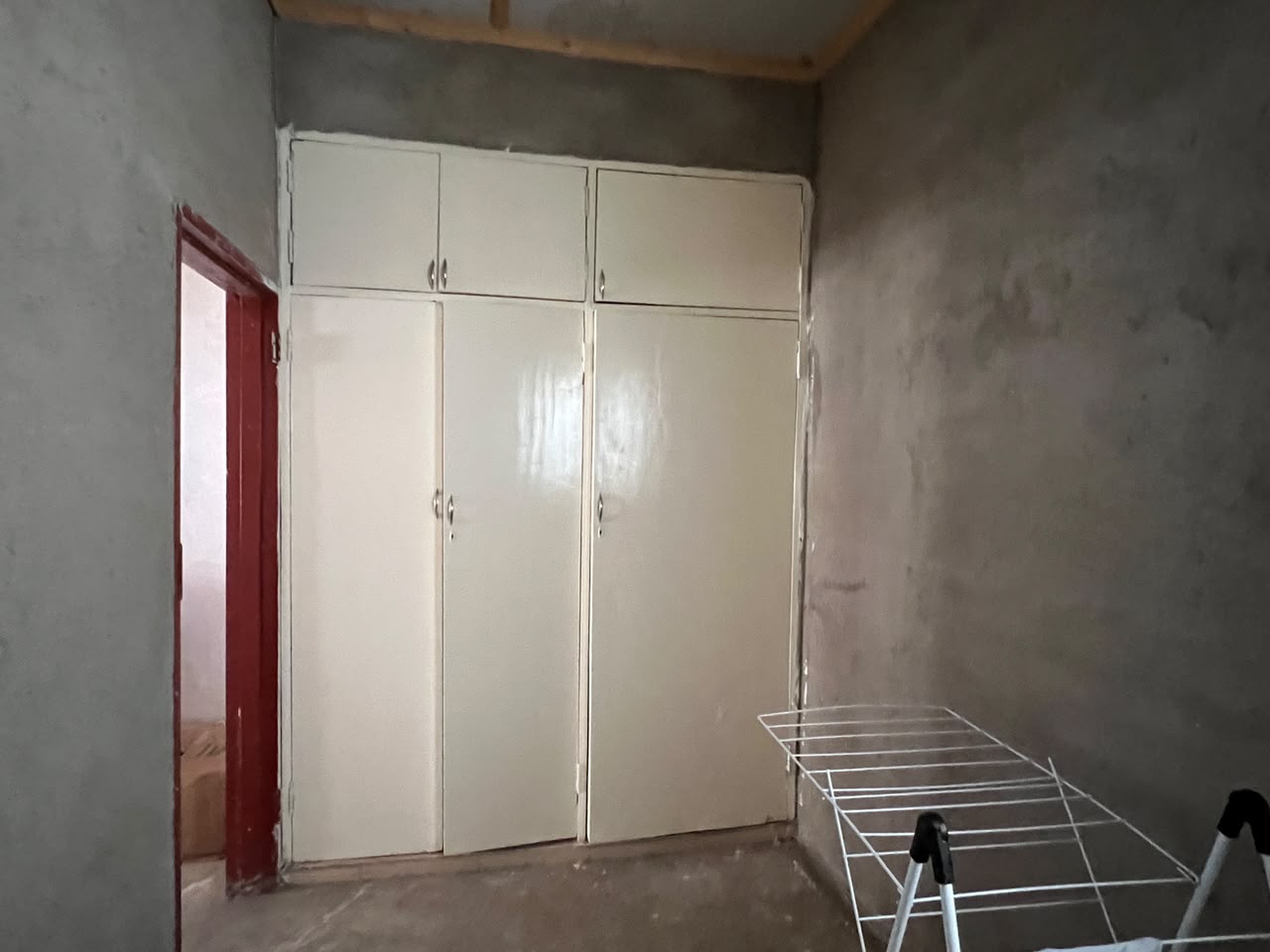 WhatsApp Image 2026-08-07 at 14.41.38 (1) 4 Bedroom House in Burnside For Sale