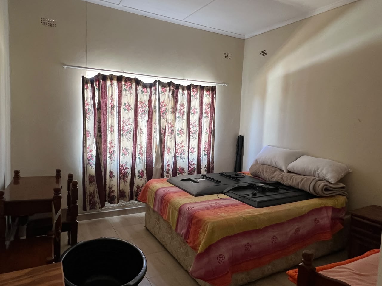 WhatsApp Image 2026-08-07 at 14.41.40 (2) 4 Bedroom House in Burnside For Sale