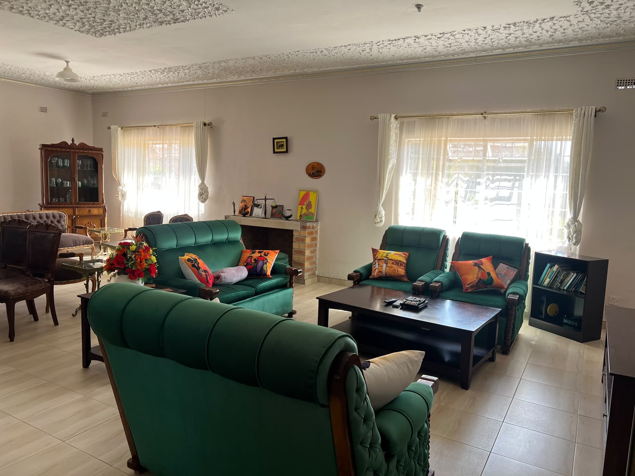 WhatsApp Image 2026-08-07 at 14.41.45 (1) 4 Bedroom House in Burnside For Sale