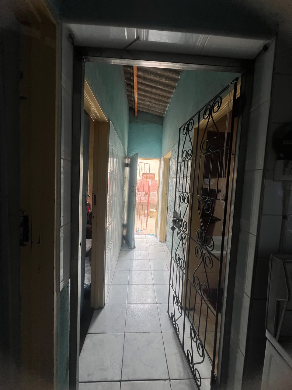 WhatsApp Image 2026-08-14 at 13.00.25 (1) 4 Bedroom House in Cowdray Park For Sale