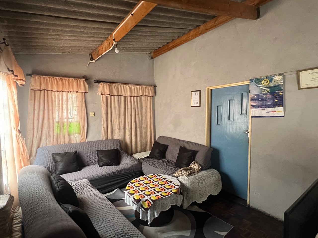 WhatsApp Image 2026-08-14 at 13.00.27 (1) 4 Bedroom House in Cowdray Park For Sale