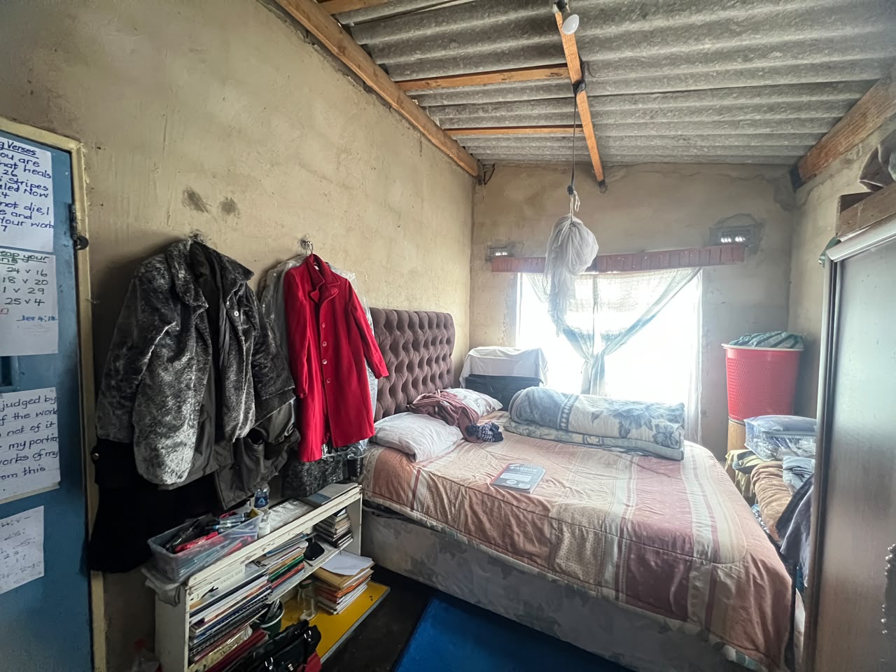 WhatsApp Image 2026-08-14 at 13.00.29 (1) 4 Bedroom House in Cowdray Park For Sale