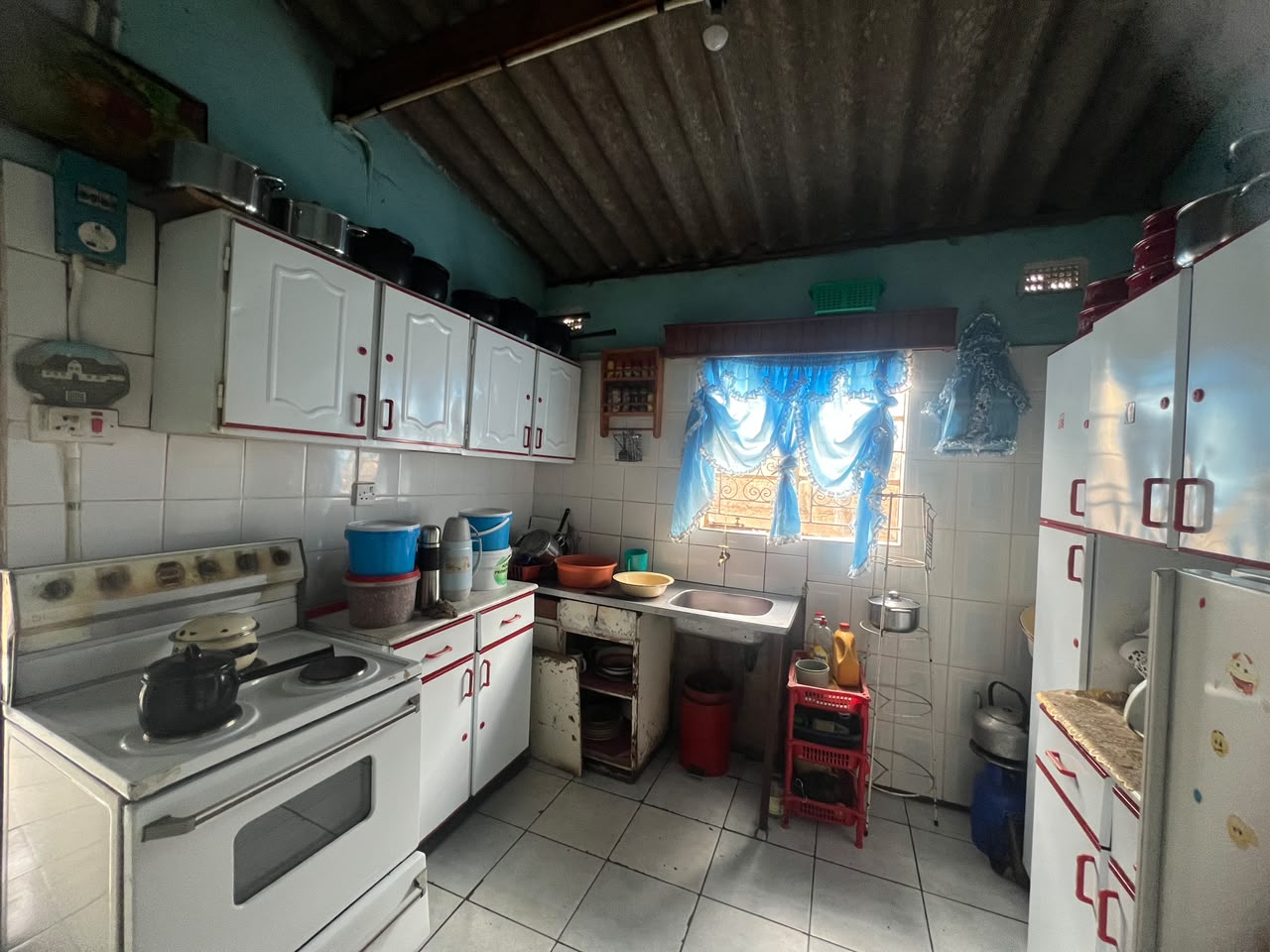 WhatsApp Image 2026-08-14 at 13.00.32 4 Bedroom House in Cowdray Park For Sale