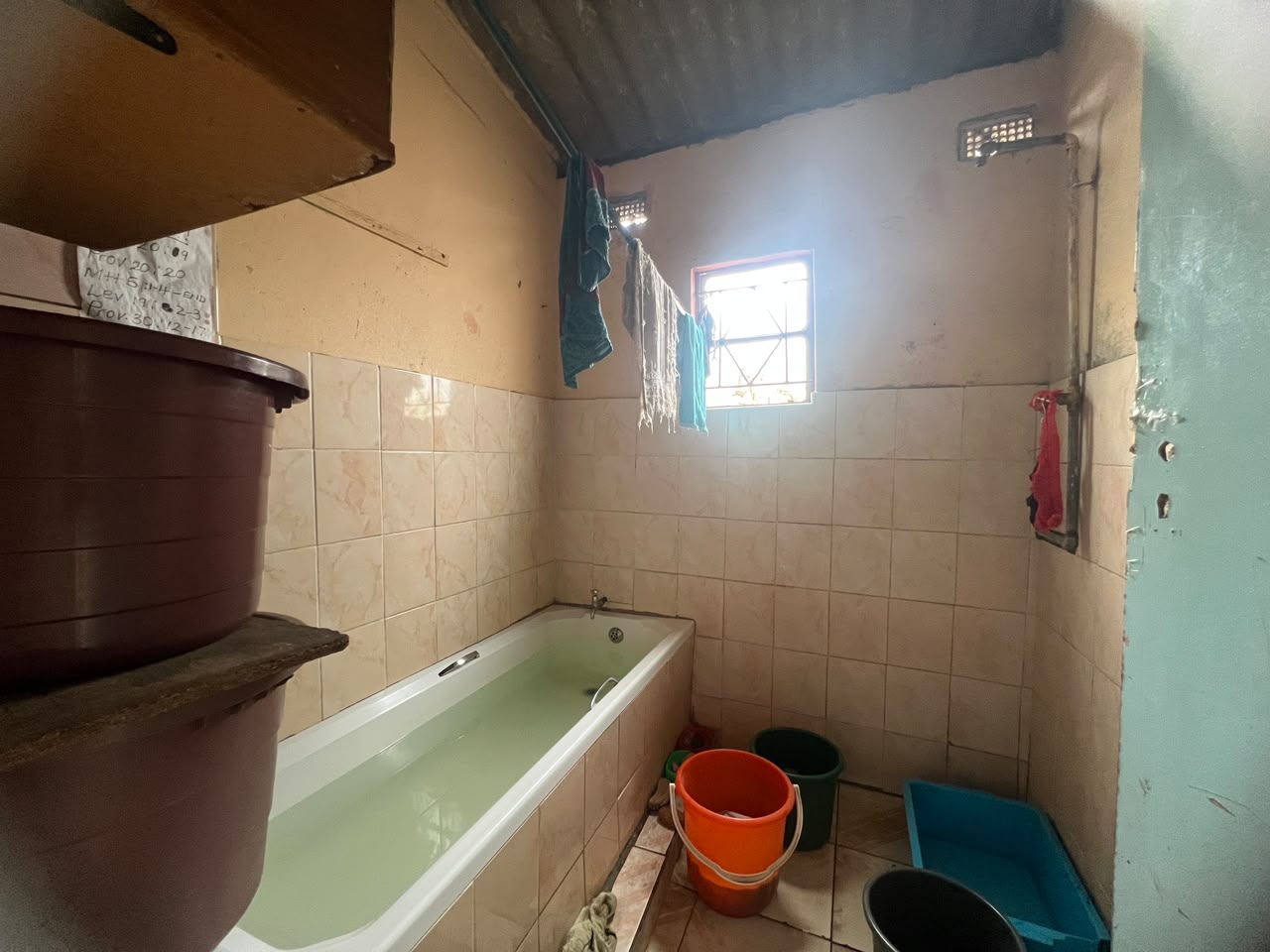 WhatsApp Image 2026-08-14 at 13.00.34 4 Bedroom House in Cowdray Park For Sale