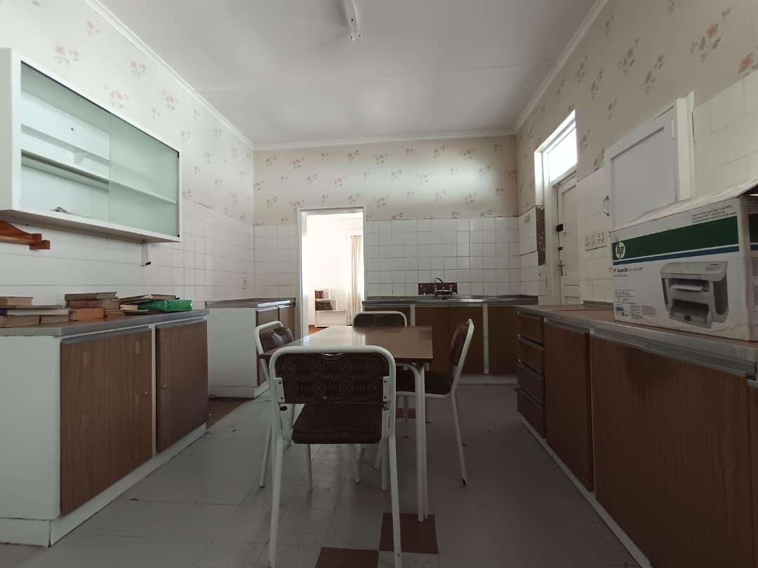 132421_9f0sejxh2u 3 Bedroomed House in Hillside For Sale