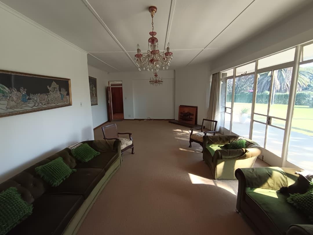 132421_tcmyi8b3no 3 Bedroomed House in Hillside For Sale