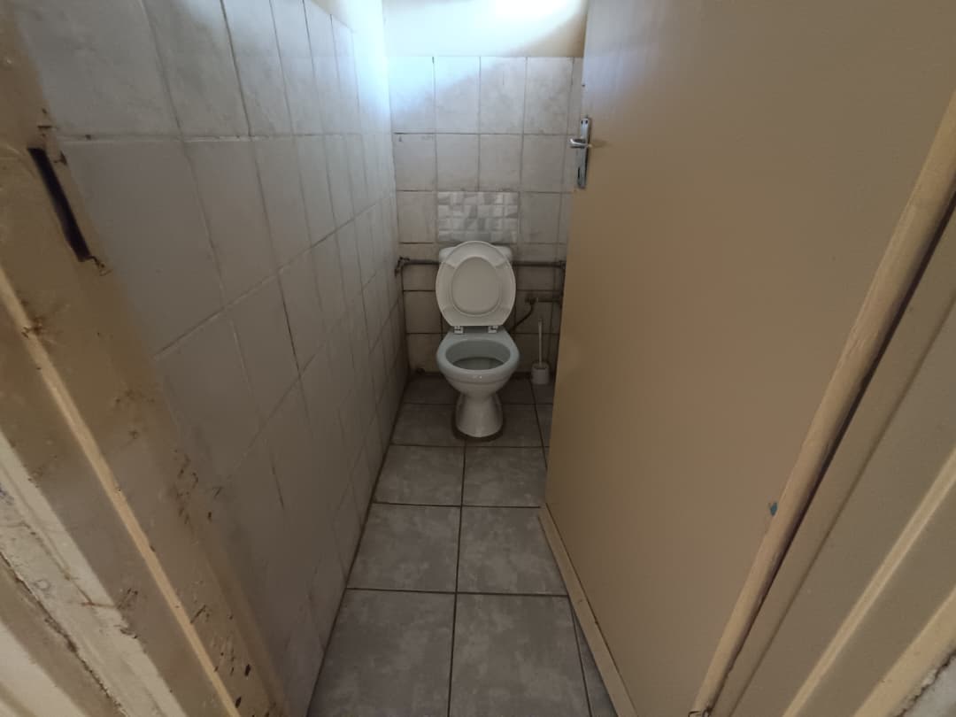 3 Bedroomed House in Lobengula West To Rent