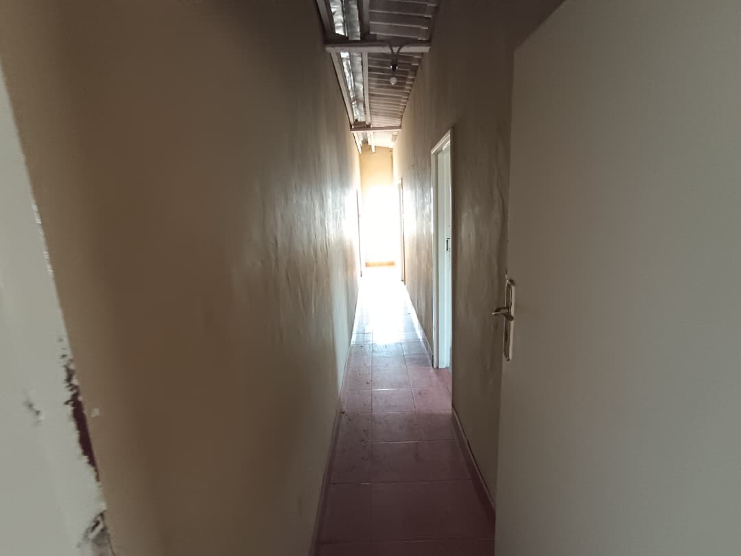 3 Bedroomed House in Lobengula West To Rent