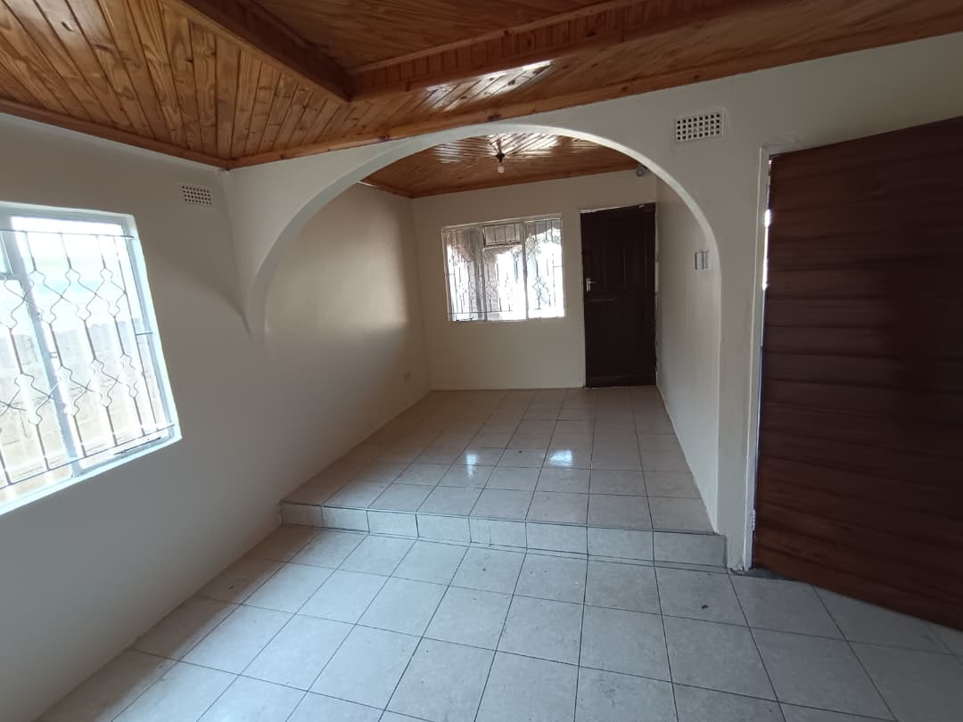 3 Bedroomed House in Pumula South To Rent