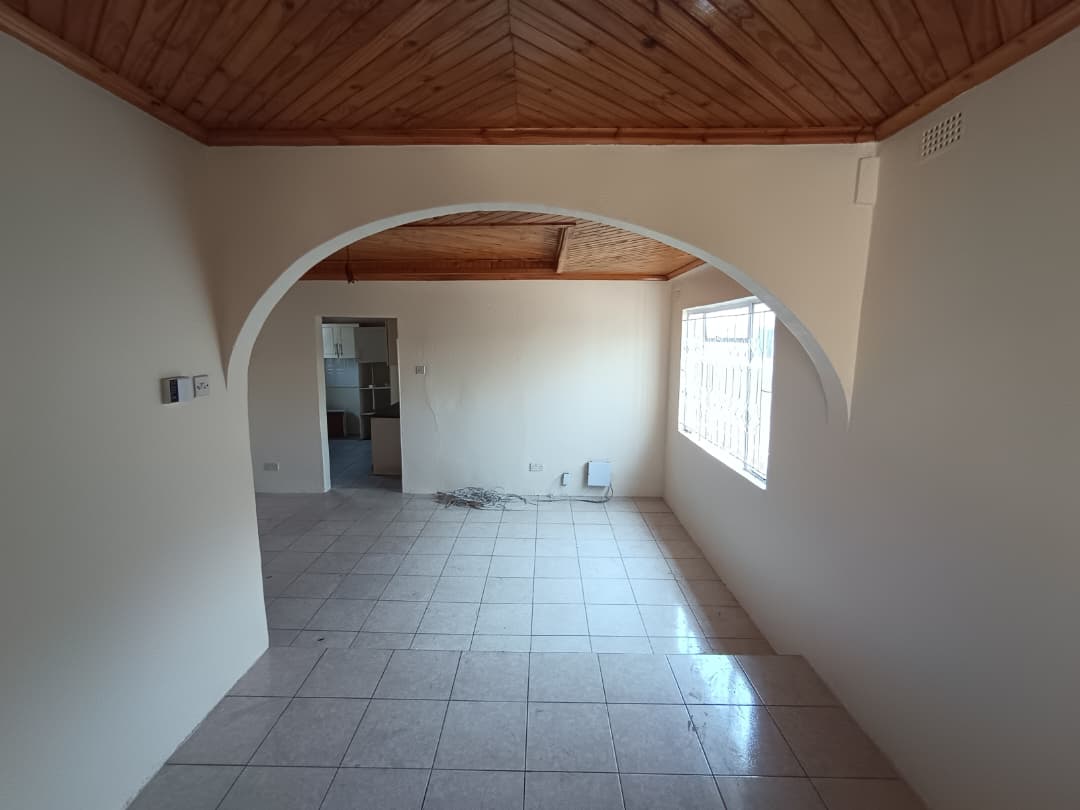 3 Bedroomed House in Pumula South To Rent