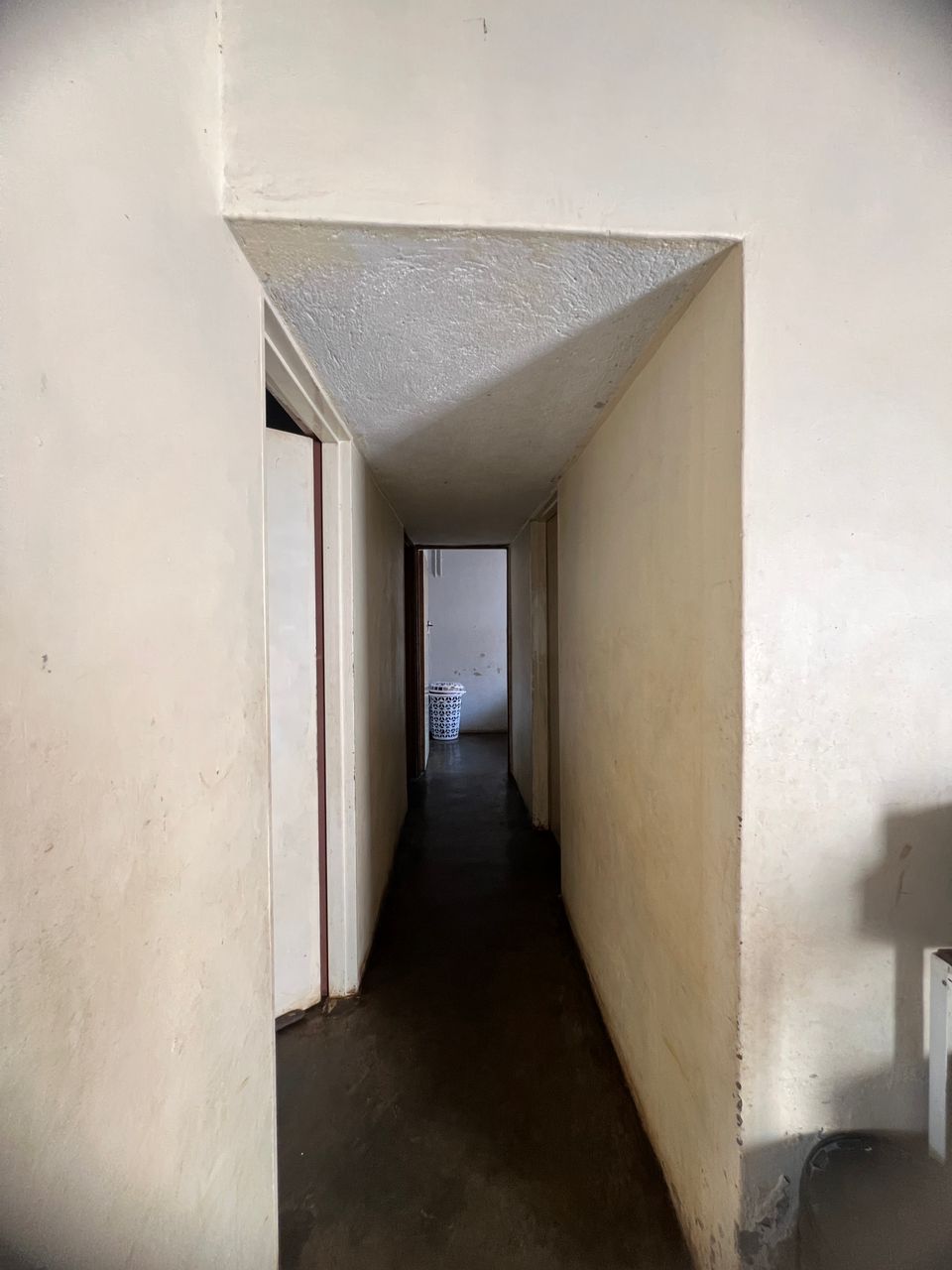 WhatsApp Image 2026-09-02 at 11.06.27 (1) 5 Bedroomed House in Emganwini for Sale