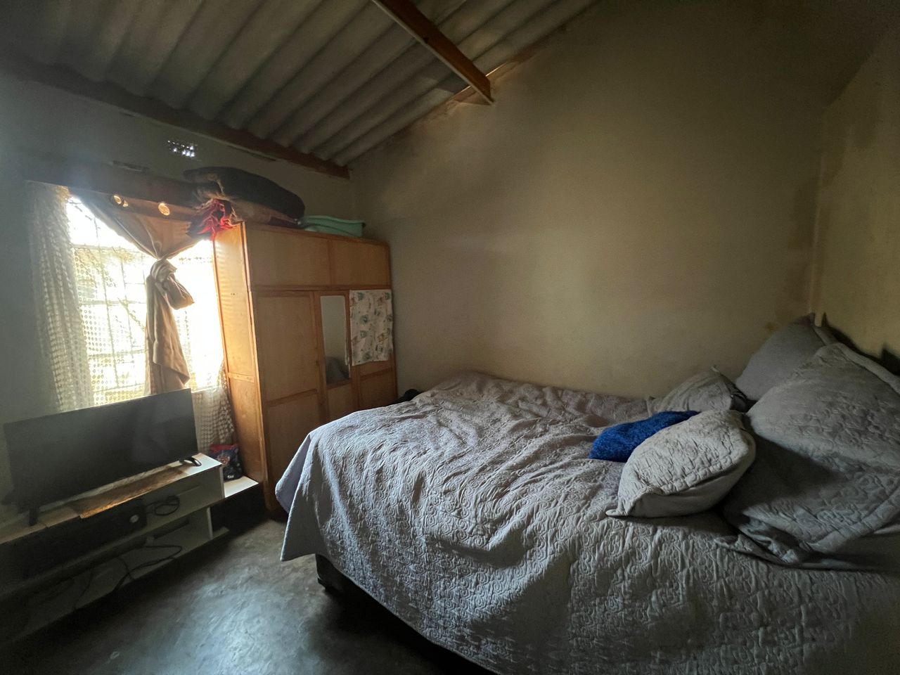 WhatsApp Image 2026-09-02 at 11.06.30 5 Bedroomed House in Emganwini for Sale