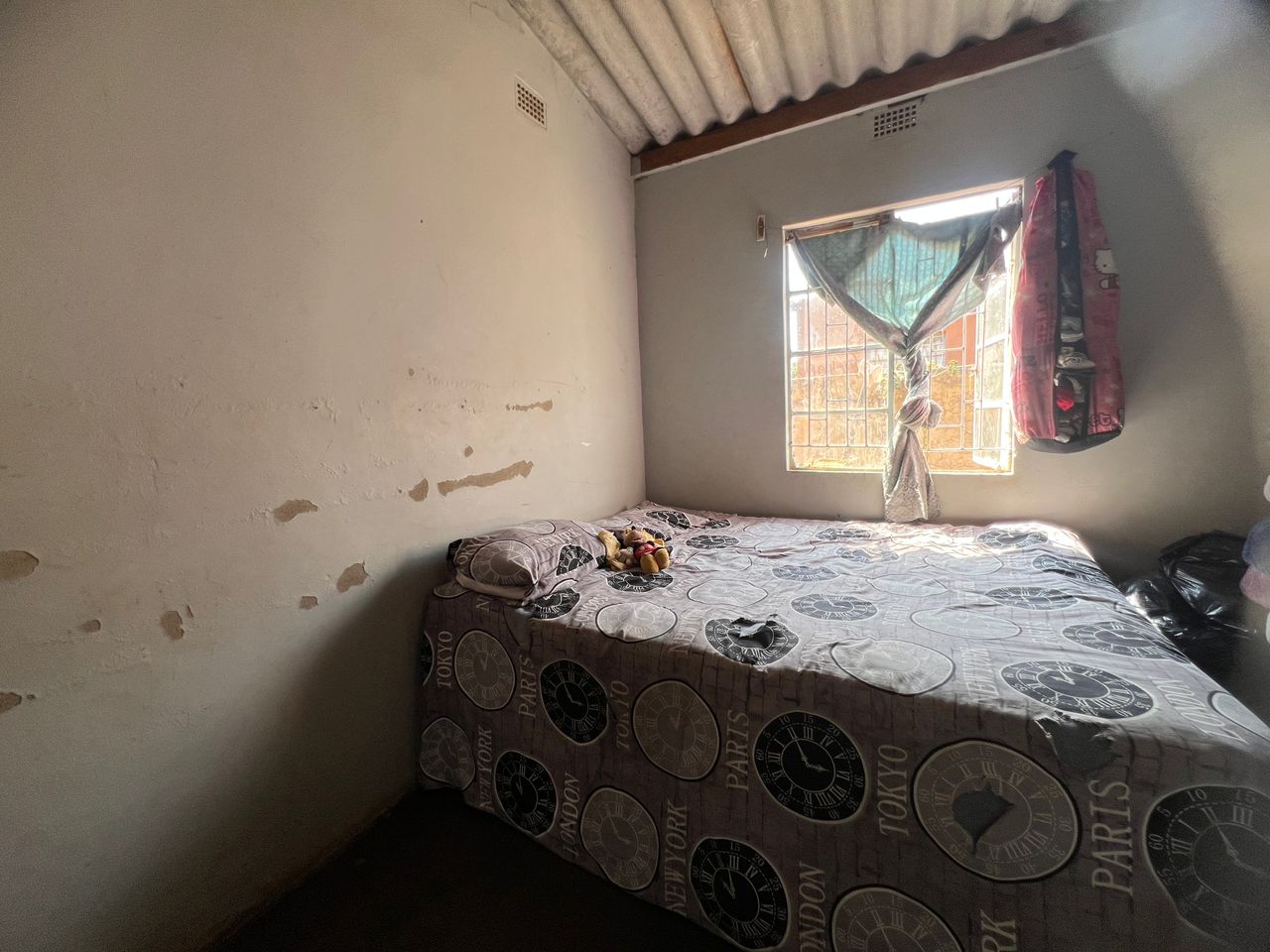 WhatsApp Image 2026-09-02 at 11.06.35 5 Bedroomed House in Emganwini for Sale