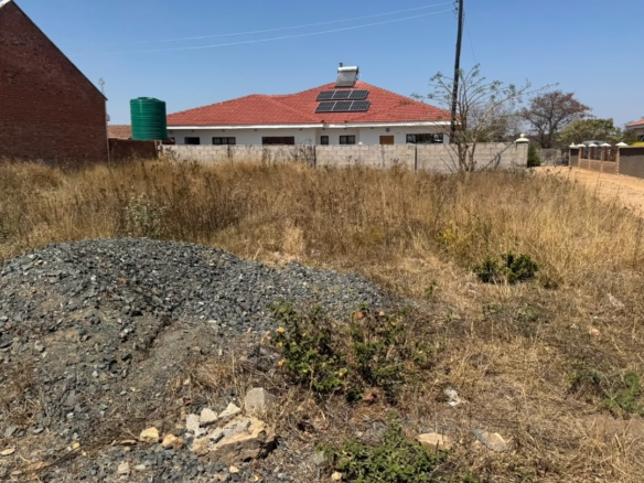 TOWNHOUSE STAND FOR SALE – LOCHVIEW, BULAWAYO $22k