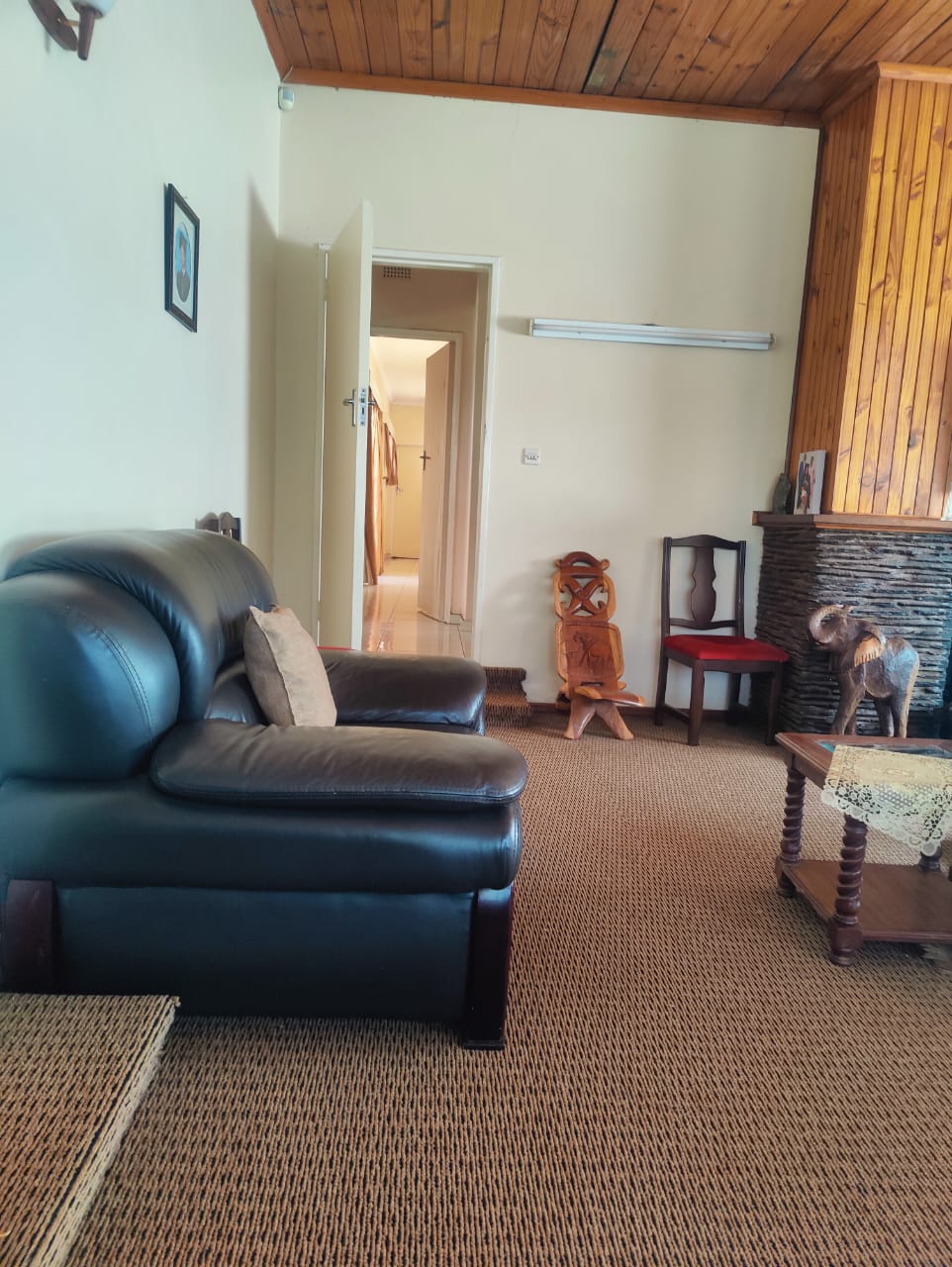 4-BEDROOM HOUSE ON 3,000SQM | MANDARA, HARARE FOR SALE | USD $450,000