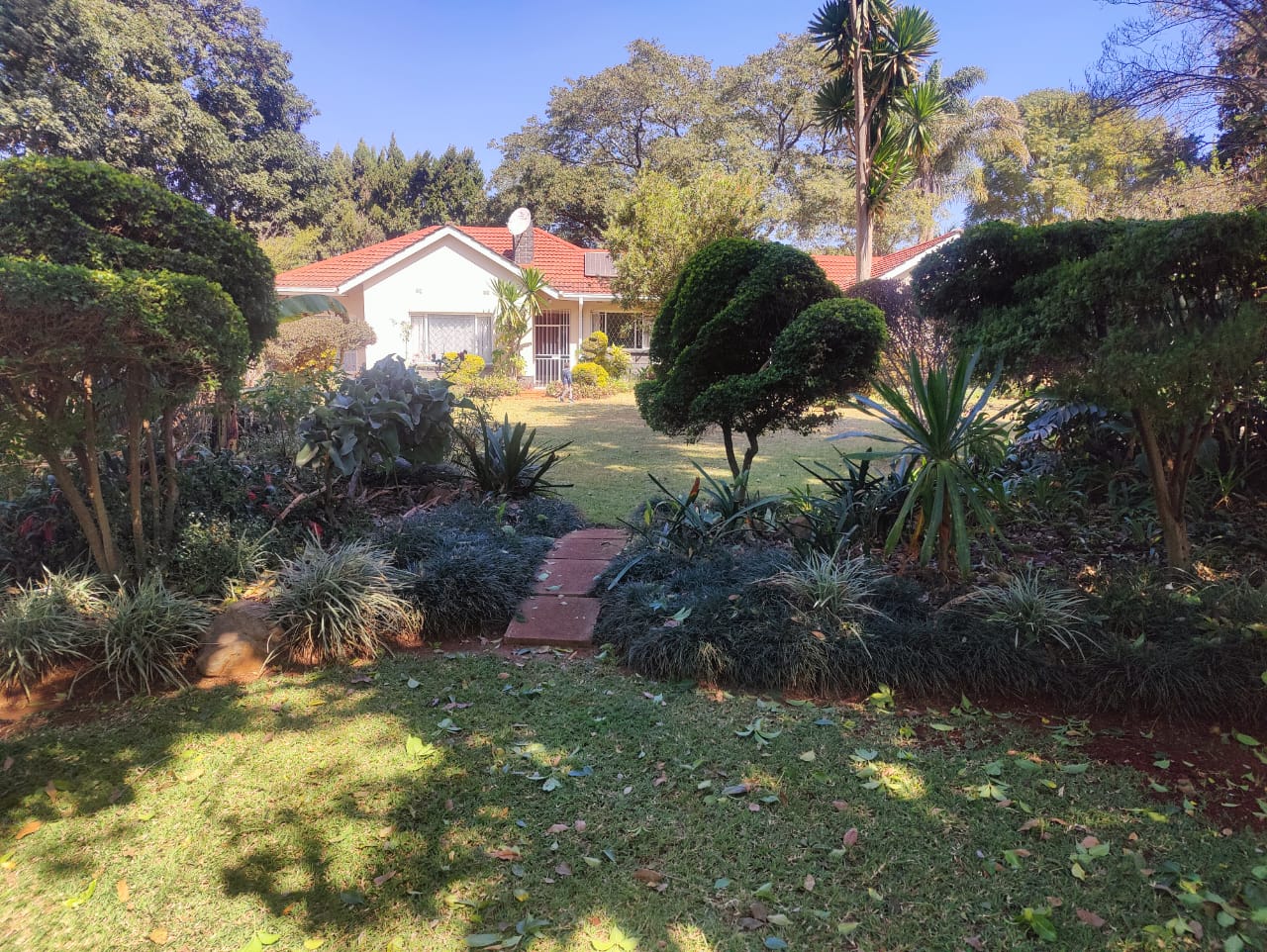 4-BEDROOM HOUSE ON 3,000SQM | MANDARA, HARARE FOR SALE | USD $450,000