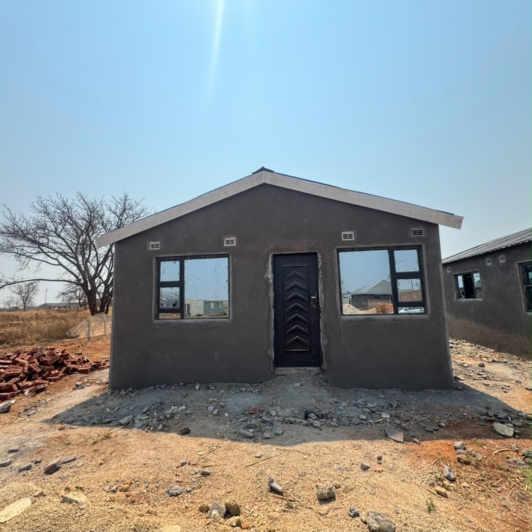 WhatsApp Image 2026-09-18 at 13.40.32 (3) MBUNDANE – 6 RESIDENTIAL UNITS FOR SALE | USD $19,000 EACH