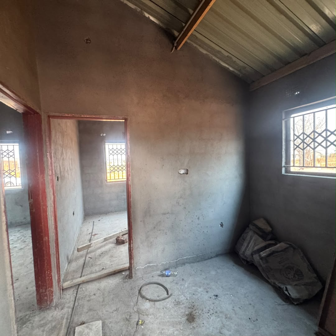WhatsApp Image 2026-09-18 at 13.40.34 (3) MBUNDANE – 6 RESIDENTIAL UNITS FOR SALE | USD $19,000 EACH