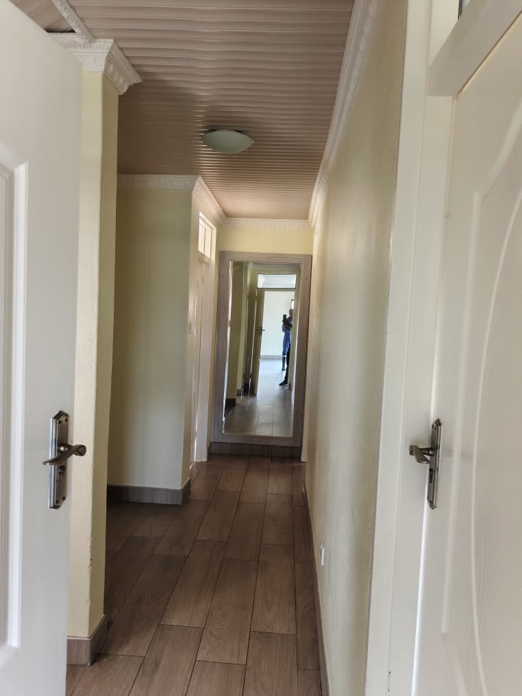 3 Bedroom House in Lochview To Rent