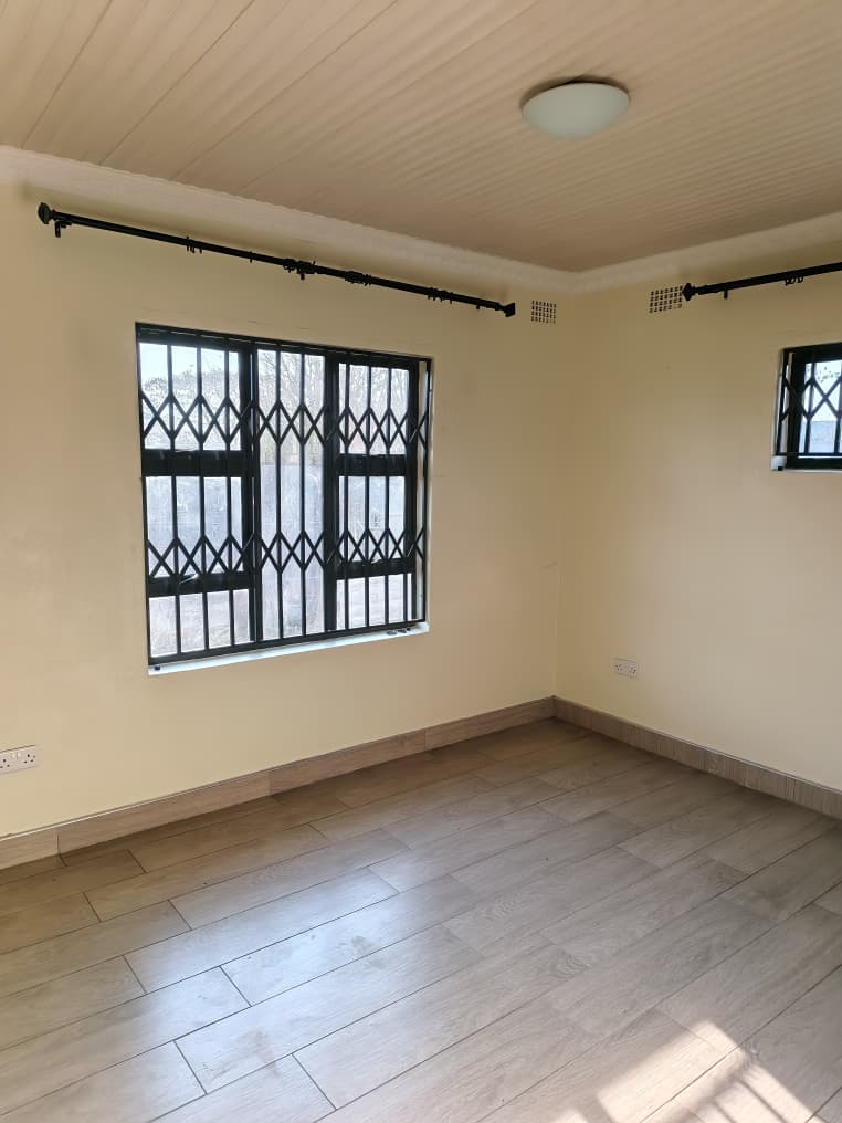 3 Bedroom House in Lochview To Rent