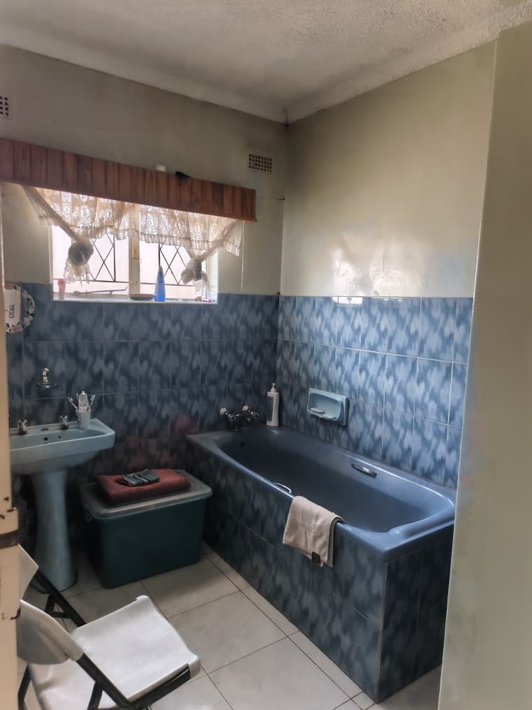 WhatsApp Image 2026-09-21 at 11.44.23 (1) 3 Bedroom House in Highmount To Rent