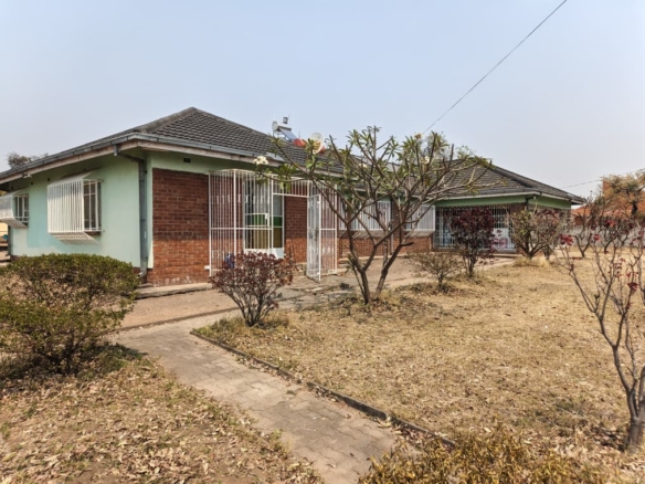 3 Bedroom House in Highmount To Rent