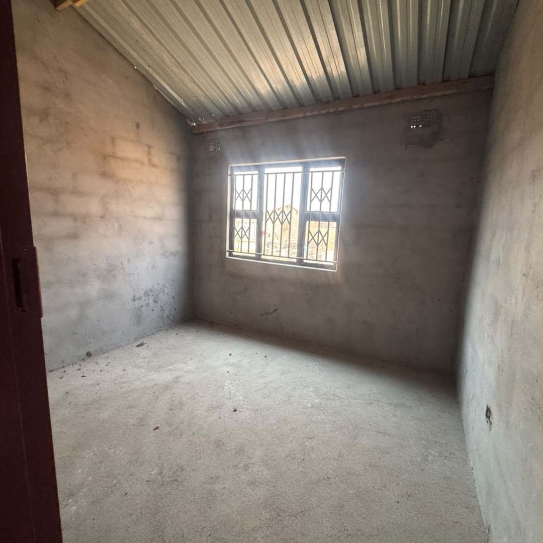 WhatsApp Image 2026-09-21 at 15.41.48 (2) Incomplete 3 Bedroomed House in Cowdray Park For Sale