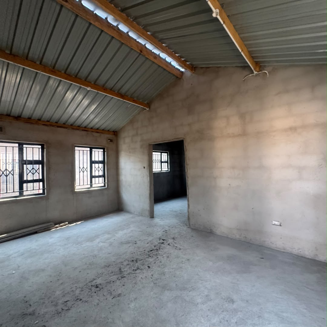 WhatsApp Image 2026-09-21 at 15.41.49 (2) Incomplete 3 Bedroomed House in Cowdray Park For Sale