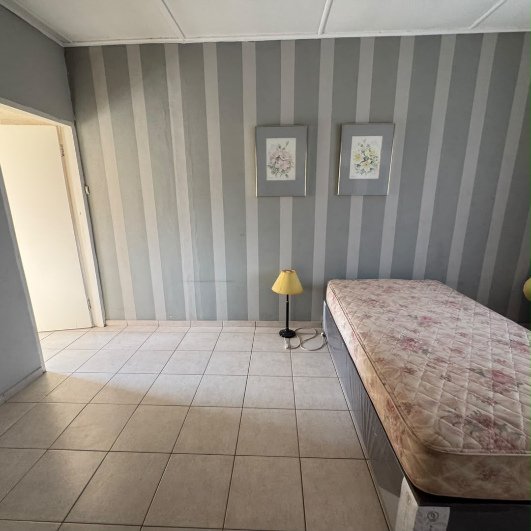 BRADFIELD – 2-BEDROOM DUPLEX FOR SALE $150K