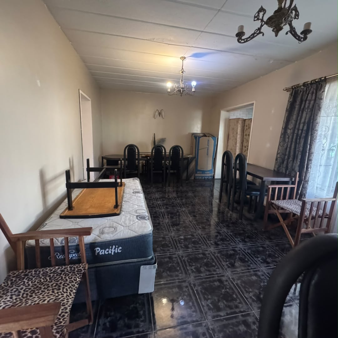 BRADFIELD – 2-BEDROOM DUPLEX FOR SALE $150K