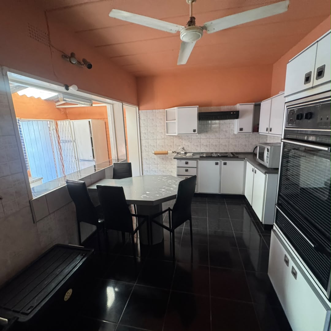 BRADFIELD – 2-BEDROOM DUPLEX FOR SALE $150K