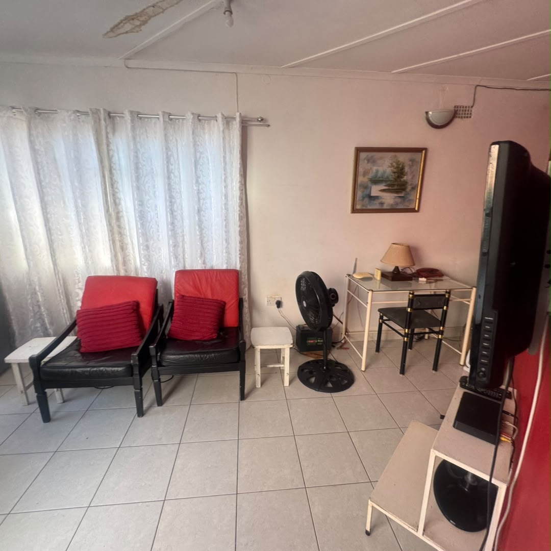 BRADFIELD – 2-BEDROOM DUPLEX FOR SALE $150K