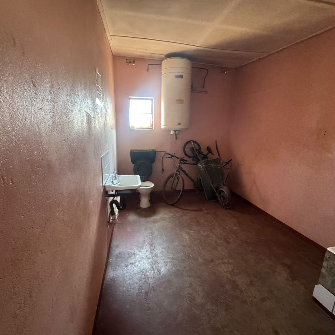 WhatsApp Image 2026-09-23 at 09.59.24 RIVERSIDE STAND – PROPERTY FOR SALE $90