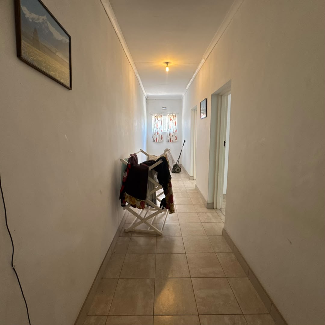 KENSINGTON HOUSE – FOR SALE $160K