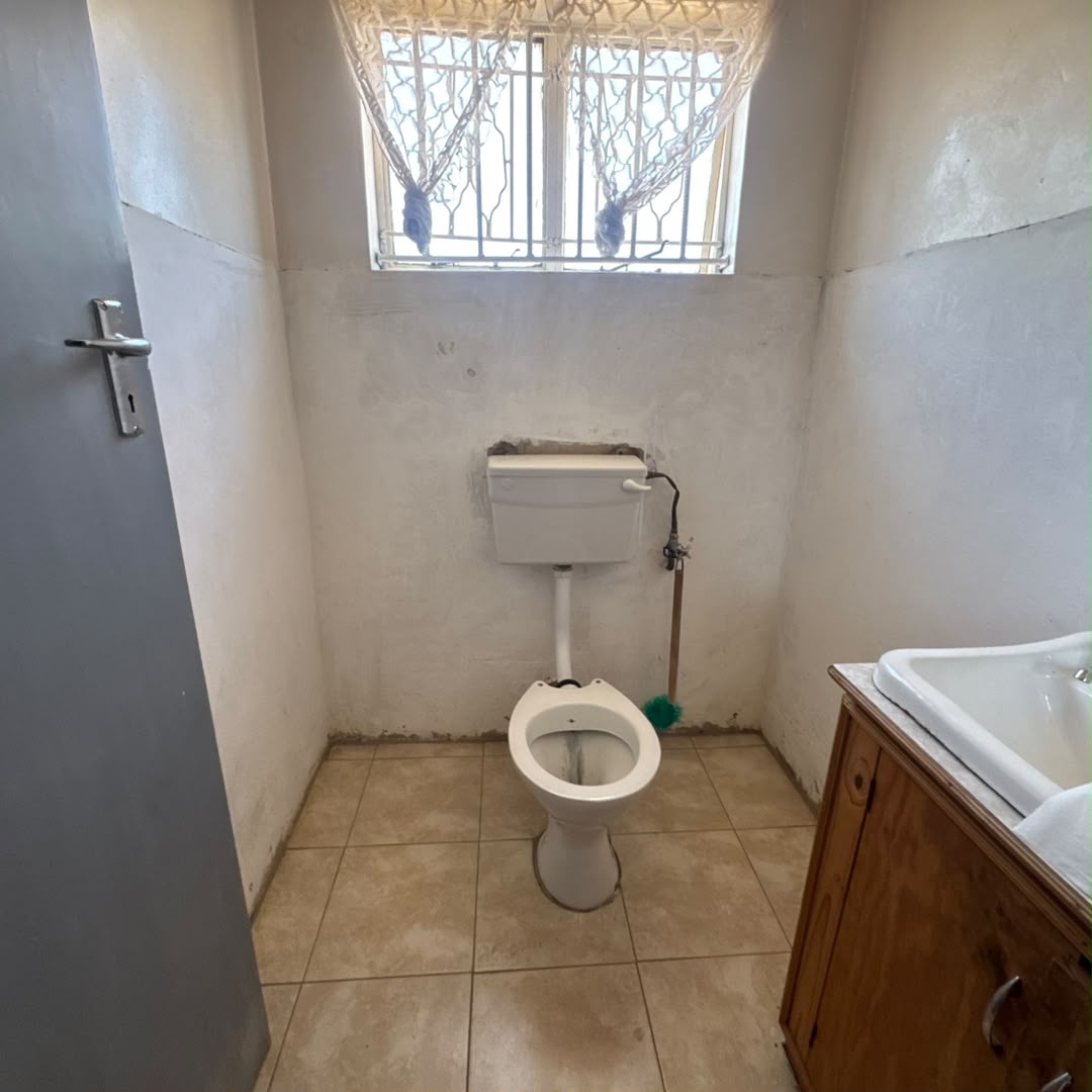 KENSINGTON HOUSE – FOR SALE $160K