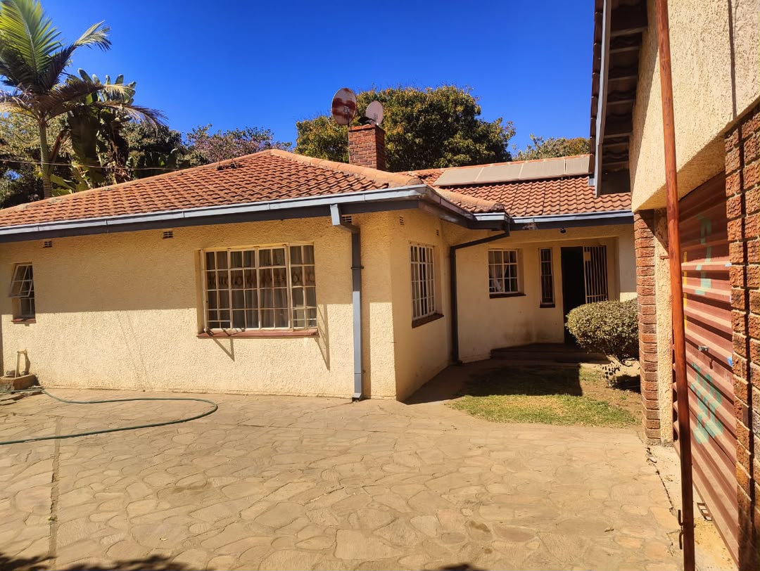 WhatsApp Image 2026-09-28 at 10.41.39 4 Bedroomed House in Zimre Park Harare For Sale