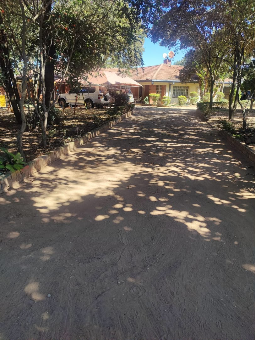 WhatsApp Image 2026-09-28 at 10.41.42 4 Bedroomed House in Zimre Park Harare For Sale