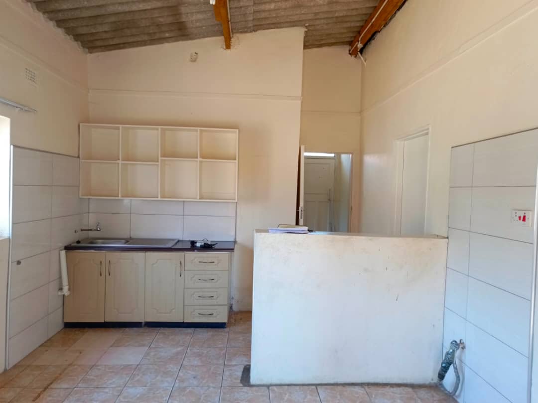 WhatsApp Image 2026-10-01 at 11.49.30 (1) 2 Bedroom Cottage in Sauerstown To Rent