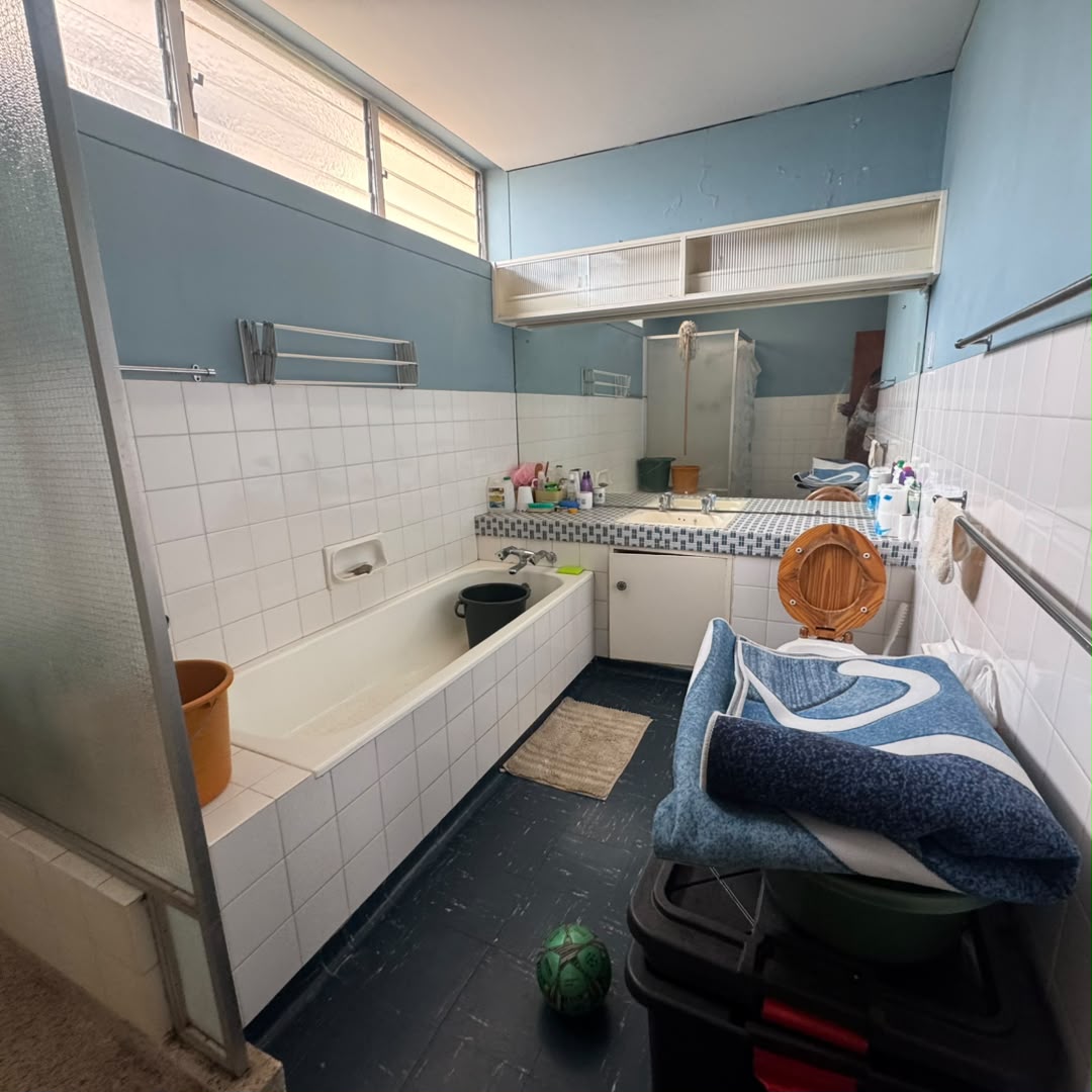 2 Bedroom Apartment Kenilworth Towers, Ascot For Sale