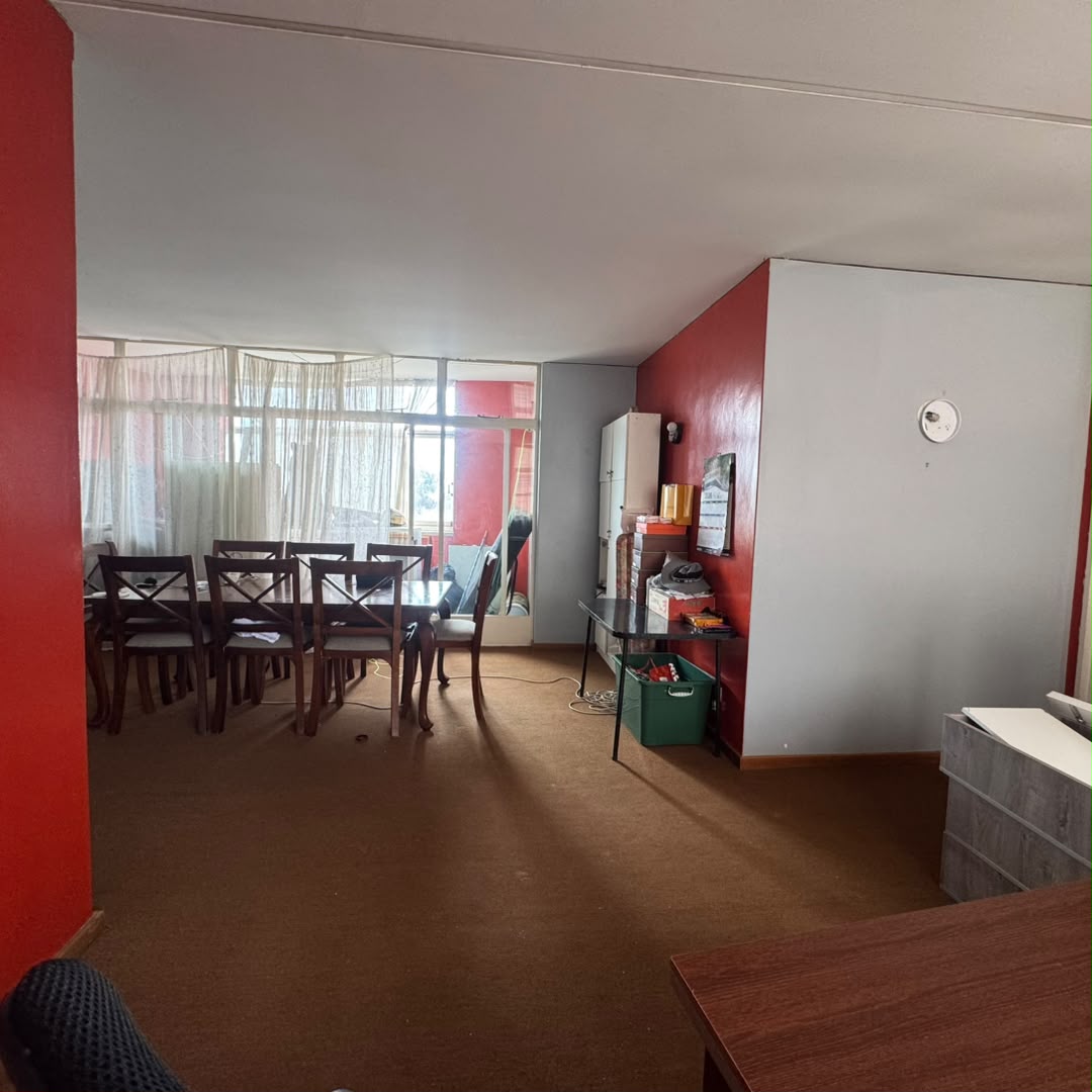 2 Bedroom Apartment Kenilworth Towers, Ascot For Sale