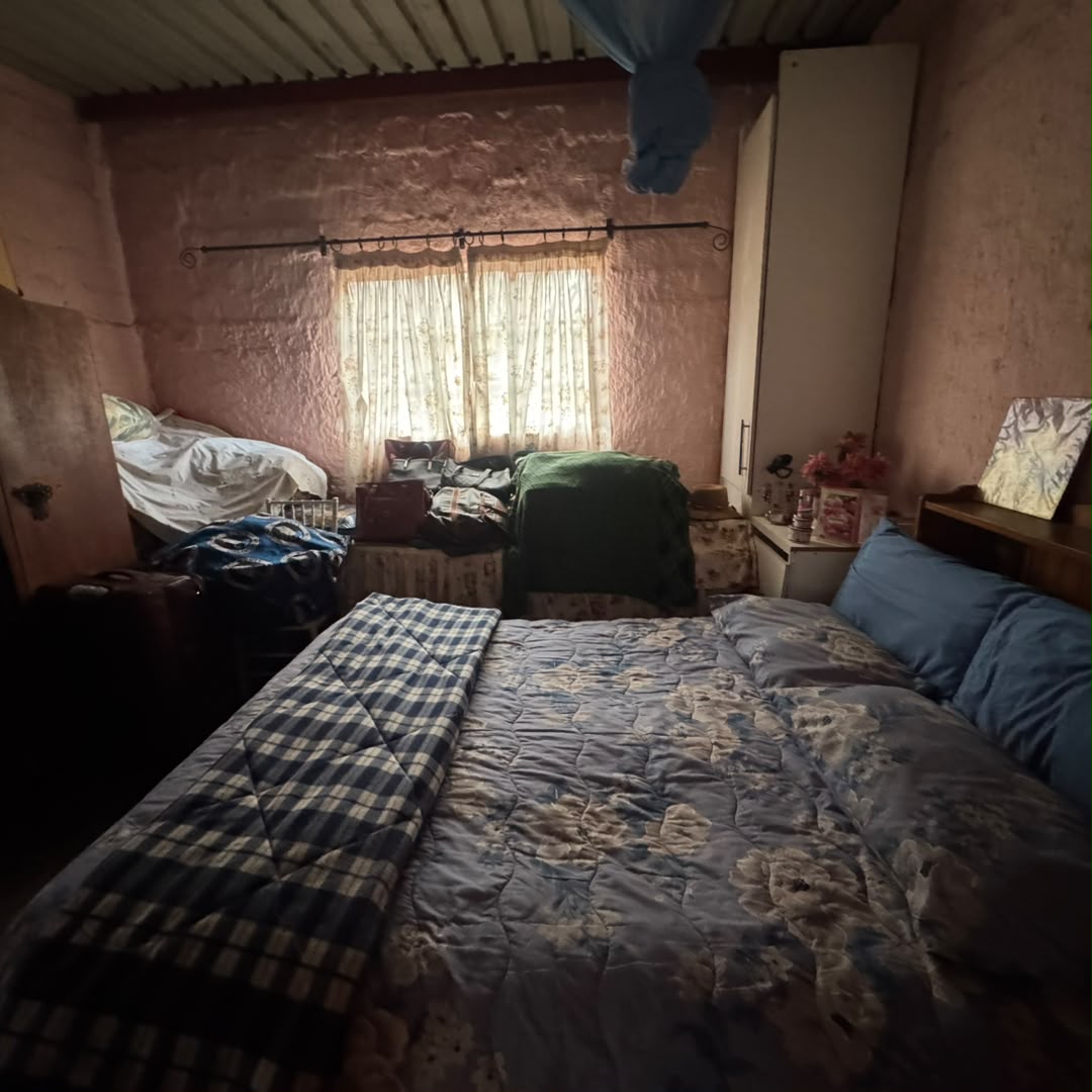 4 Bedroomed Thatched House in Burnside For Sale