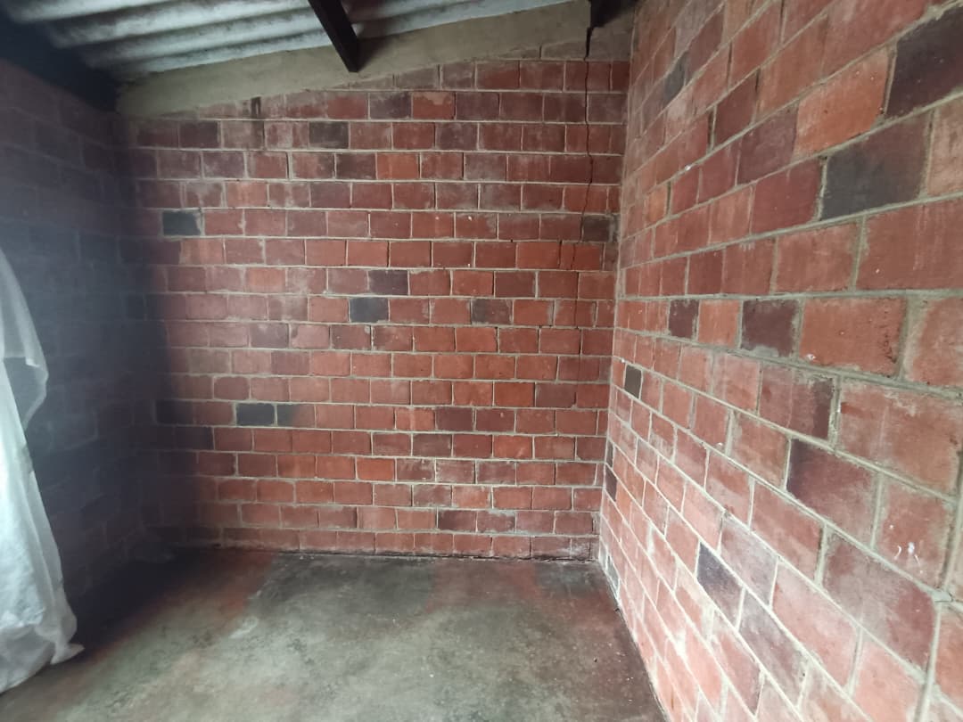 2 Bedroomed House in Entumbane To Rent
