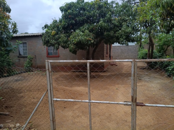 2 Bedroomed House in Entumbane To Rent
