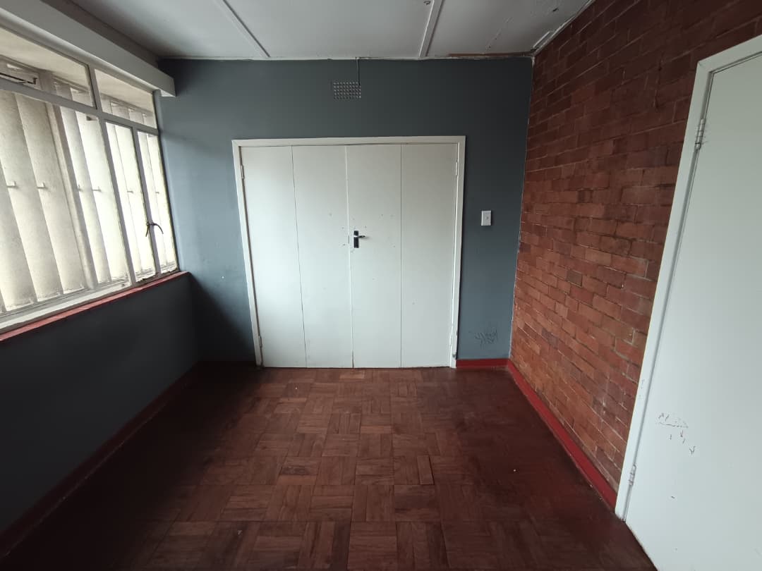 WhatsApp Image 2026-10-05 at 08.22.19 2 Bedroom Commercial Flat To Rent