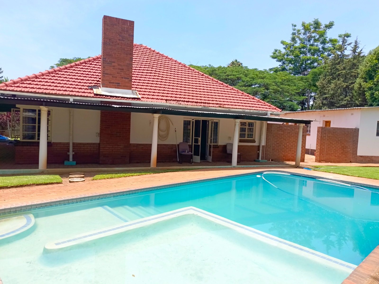 WhatsApp Image 2026-10-06 at 09.42.02 (1) 3 Bedroom House in Malindela To Rent