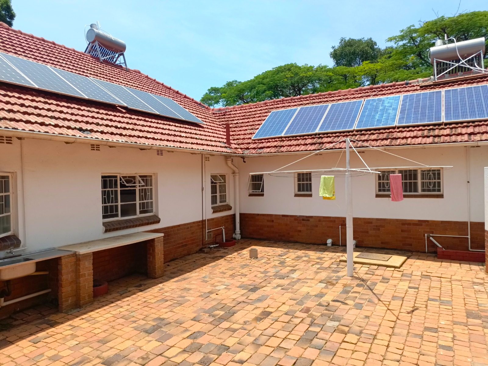 WhatsApp Image 2026-10-06 at 09.42.03 3 Bedroom House in Malindela To Rent